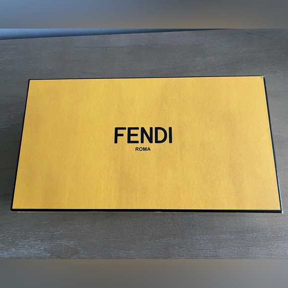 Fendi Logo-detailed canvas and leather sandals - Picture 8 of 12
